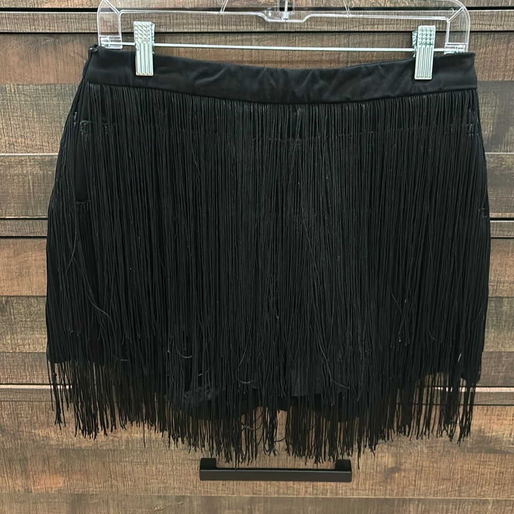 Shein SXY shorts with fring - size large - Picture 3 of 5